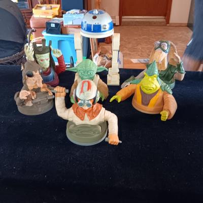 STAR WARS CHARACTER CUPS FROM KFC (SEE DESCRIPTION AND ALL PICS)