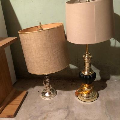 2 lamps