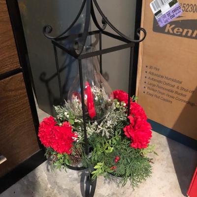 Christmas candle iron decor