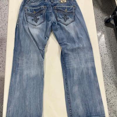 Men’s Rock Revival Relaxed Straight Leg Jeans - Size 34