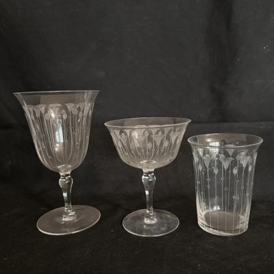 Art Deco Glassware (DR-DZ)