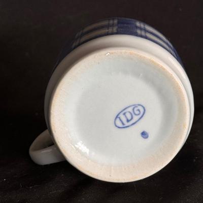 IDG Blue and White Plaid Dishware (DR-DZ)