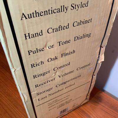 Thomas Antique Look Fully Functional Phone