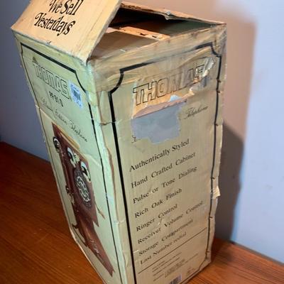 Thomas Antique Look Fully Functional Phone