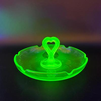 Vintage URANIUM Glass Heart Handle Ashtray/Trinket Dish