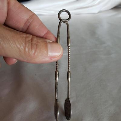 Interesting Antique Coins and Pins (DR-KD )