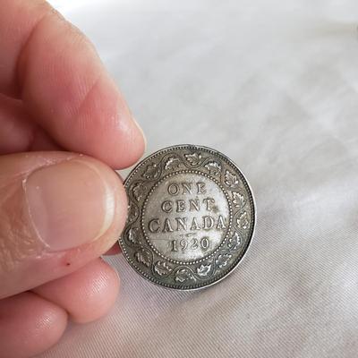 Interesting Antique Coins and Pins (DR-KD )