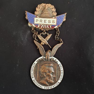 Antique Press Pins (DR-KD)