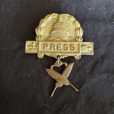 Antique Press Pins (DR-KD)