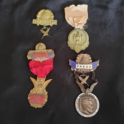 Antique Press Pins (DR-KD)