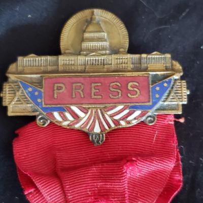 Antique Press Pins (DR-KD)
