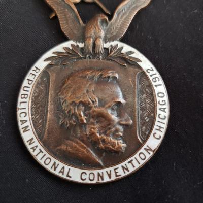 Antique Press Pins (DR-KD)