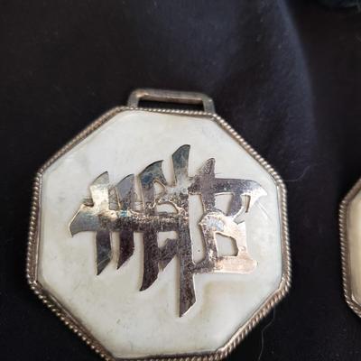 Stone, Nautilus Pendants and Mother of Pearl Belt Buckles (DR-KD)