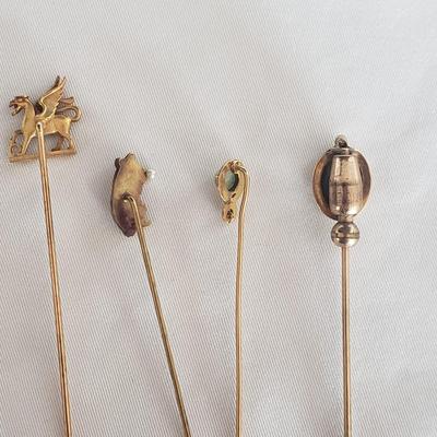 14K Gold/Diamond Cloak Pins (DR-KD)