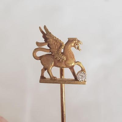 14K Gold/Diamond Cloak Pins (DR-KD)