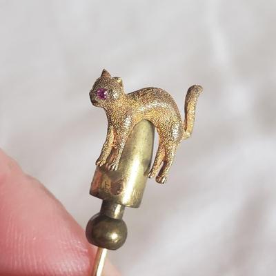 14K Gold/Diamond Cloak Pins (DR-KD)