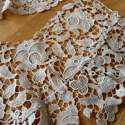 Ivory Doilies, Tablecloth, and Table Runner (DR-DZ)