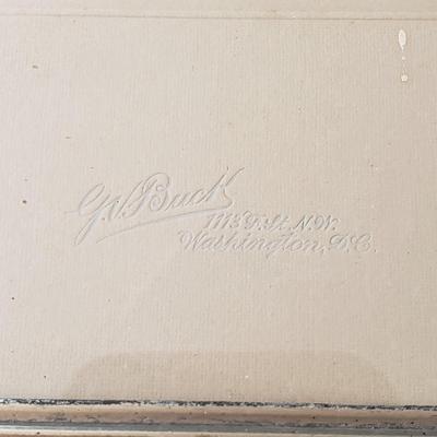 Unique Vintage Frames and More (LR-KD)