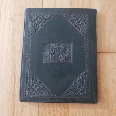 Unique Vintage Frames and More (LR-KD)