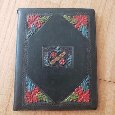 Unique Vintage Frames and More (LR-KD)