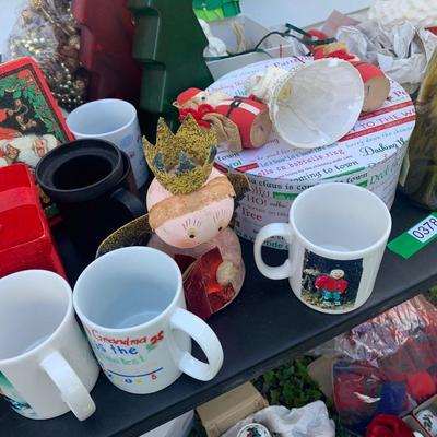 Large Assorted Christmas Lot