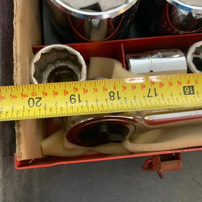 Huge Socket Set - Up to 3” Sockets