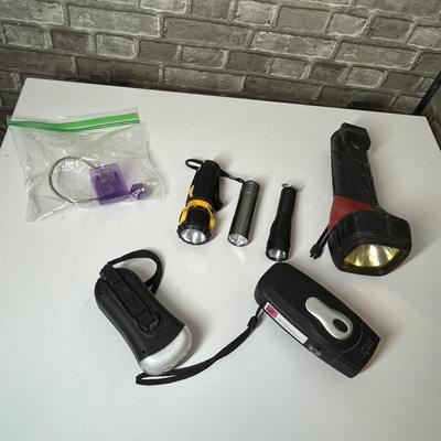 Lot 284 Flashlights