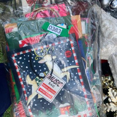 Large Christmas Wreath Decor Gift Bags Lot