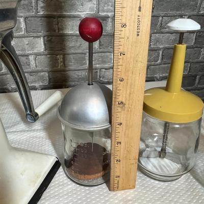 Lot 285 Food choppers