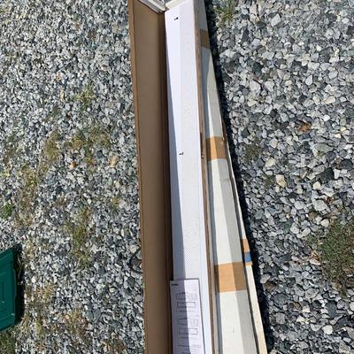 Shop Fluorescent Lights Lot