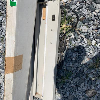 Shop Fluorescent Lights Lot
