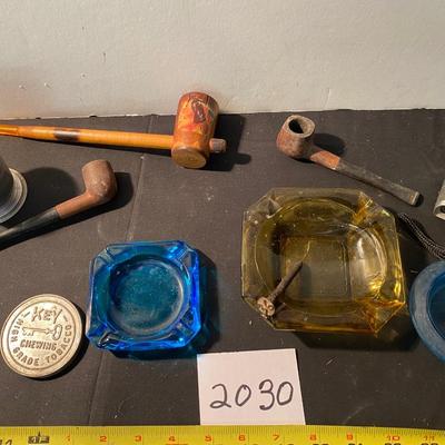 Vintage Smoking Lot