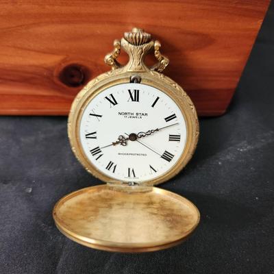 North Star 17 Jewels Pocket Watch works ,missing bezel & crystal