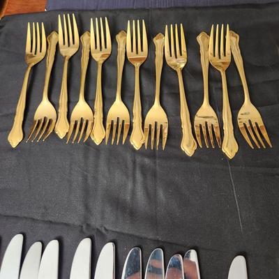 90 pieces 24kt Gold Plated Flatware Elegance Japan