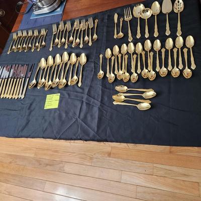90 pieces 24kt Gold Plated Flatware Elegance Japan