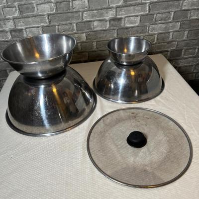 Lot 291 Mixing bowls Stainless