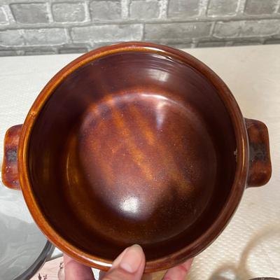 Lot 293 Vintage Crock Pot