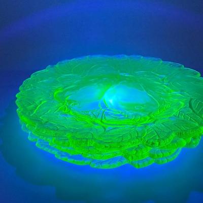 Vintage URANIUM Indiana Glass “Sweet Pear” Pattern