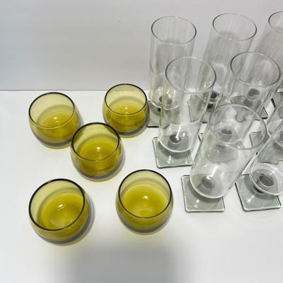 Lot 2 Sets Vintage Glasses Cups Barware