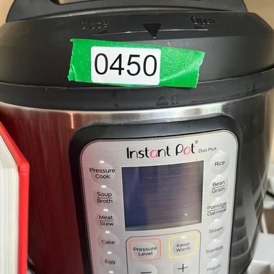 Instant Pot w Cook Books