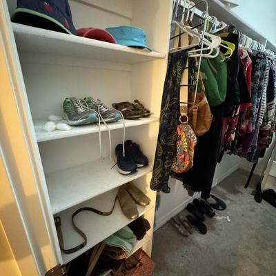 FEMALE CLOSET LOT