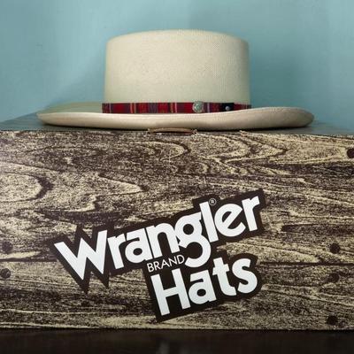 Wrangler 5 Star Ladies Hat with Box