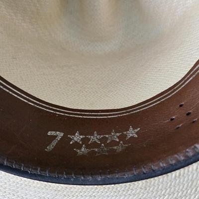 Wrangle Straw Hat 7 Star