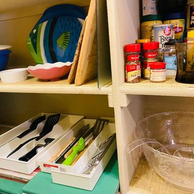 Lot 2: Kitchen Pantry Selection