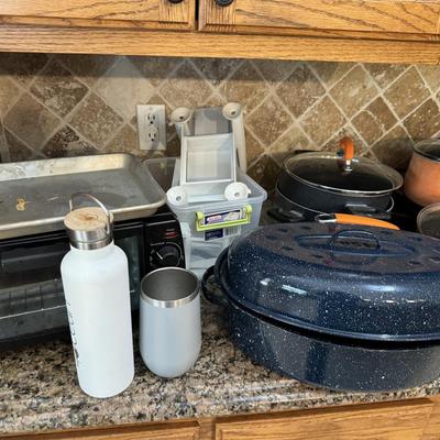 KITCHEN COUNTER LOT