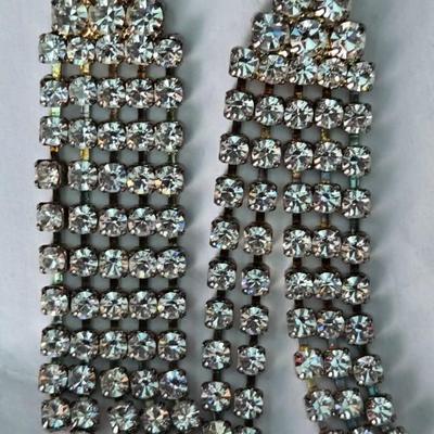 (2) Earrings Lot