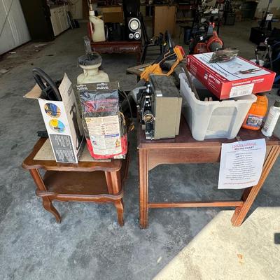 GARAGE 2 TABLE LOT
