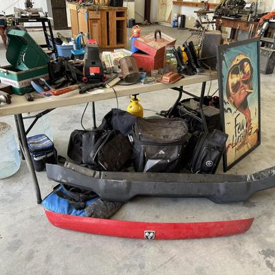 MISCELLANEOUS GARAGE TABLE LOT