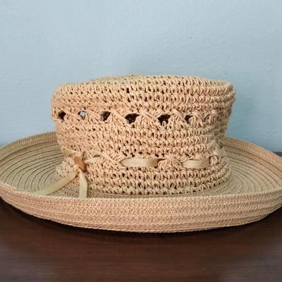 Ladies Woven Hat