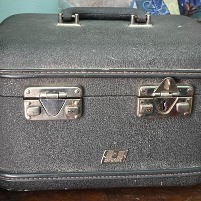 Vintage Cosmetic Case